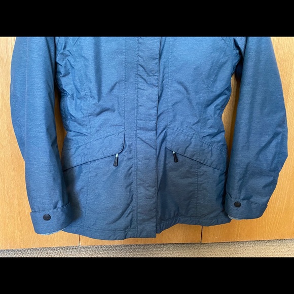 The North Face 2 in 1 ski jacket with fleece - Picture 2 of 12
